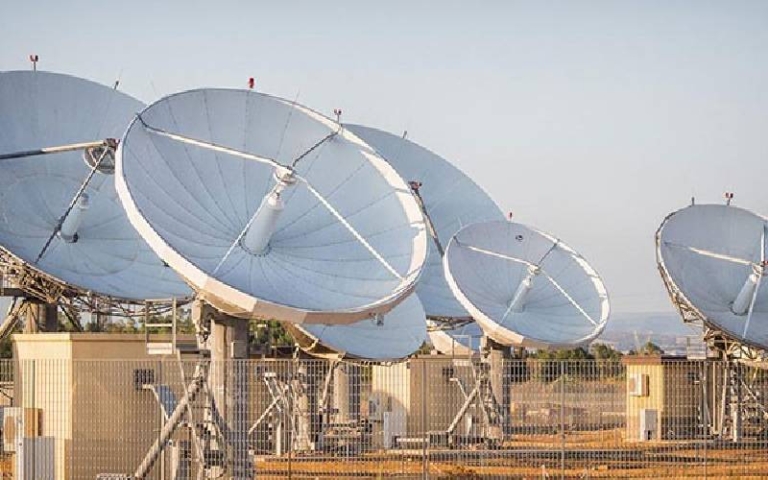 vsat چیست و چه تجهیزاتی را لازم دارد؟